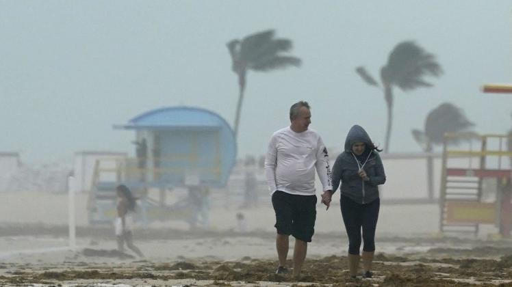 Starke Winde und Regenfälle in Miami erwartet.