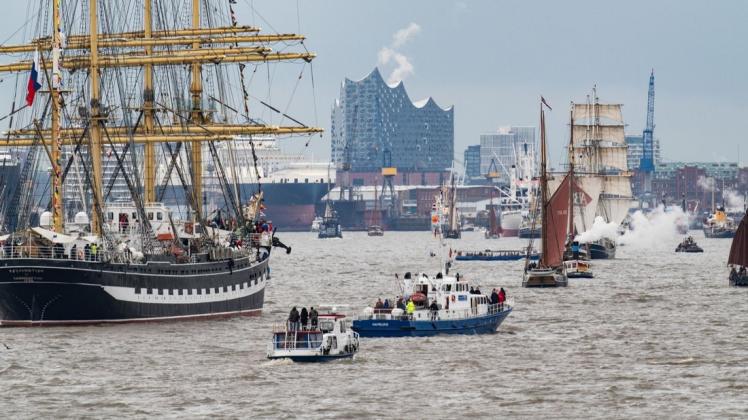 Auch 2021 gibt es wegen der Corona-Pandemie keine Einlaufparade beim Hamburger Hafengeburtstag.