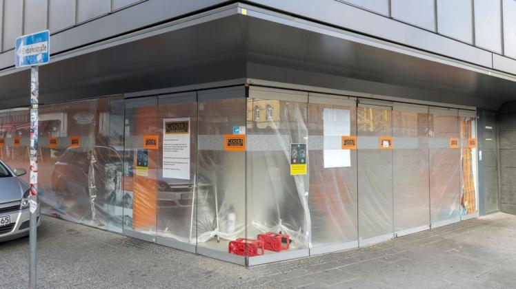 Schluss nach 27 Jahren: Die Filiale der Bäckerei Coors am Neumarkt ist geschlossen.