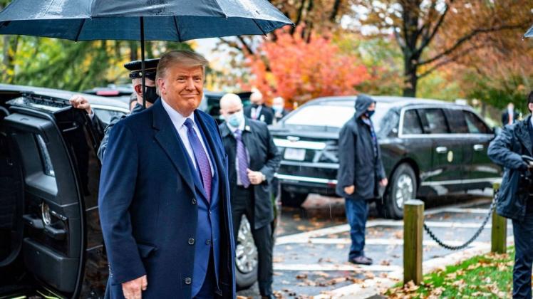 US-Präsident Donald Trump zeigt sich bei seinem ersten öffentlichen Auftritt nach der Wahl weiter zuversichtlich.