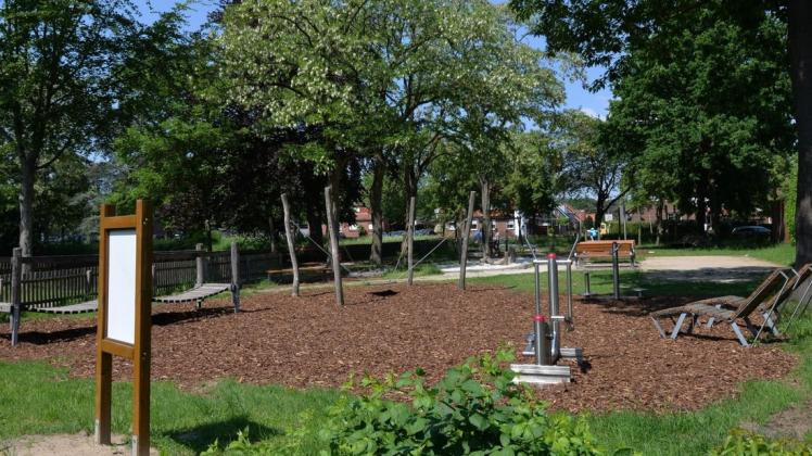 Nicht nur für Kinder: Entsprechend konzipierte Outdoor-Spielplätze wie dieser in Meppen bringen Kleine und Große in Bewegung: ein Wunsch zahlreicher Bad Rothenfelder. Nicht nur für Kinder: Entsprechend konzipierte Outdoor-Spielplätze wie dieser in Meppen bringen Kleine und Große in Bewegung: ein Wunsch zahlreicher Bad Rothenfelder.