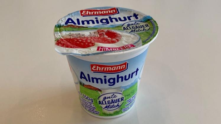 Es gibt einen Produktrückruf für Himbeer-Jogurt der Marke Ehrmann im 150-Gramm-Becher.