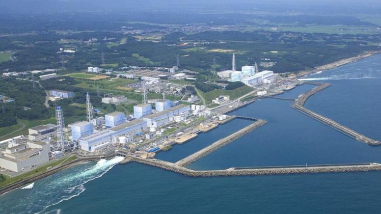 Trotz Protesten von Anwohnern und Fischern will die Regierung gefiltertes Kühlwasser aus der Atomruine ins Meer ablassen.