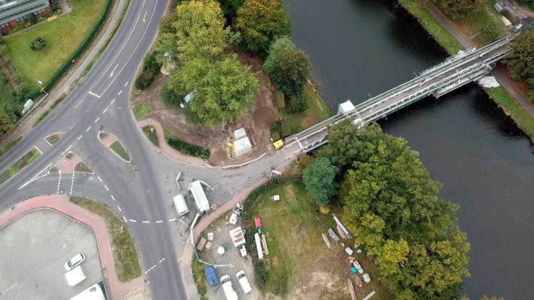 Im August 2019 wurde beschlossen, dass die Kreuzung an der Möddelbrücke in Lingen-Darme mit einer Ampelanlage entschärft wird. Doch eine Ampel ist bis heute nicht installiert worden.