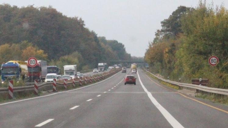Die Geschwindigkeitsreduzierung auf der A 30 zwischen Gesmold und Voxtrup wird noch einige Zeit  bestehen bleiben.