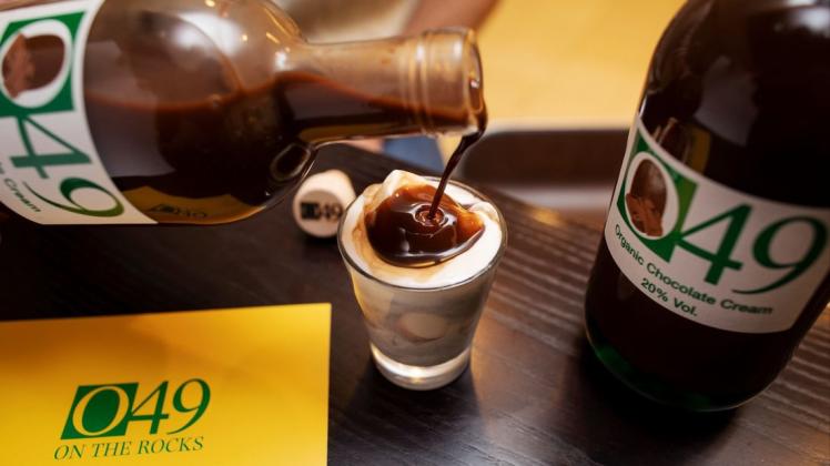 Der vierte Streich von Sander und Strothmann: die O49 Organic Chocolate Cream. Wie bei allen Kreationen gilt auch hier nur die eine Regel: Sie müssen den Machern schmecken.