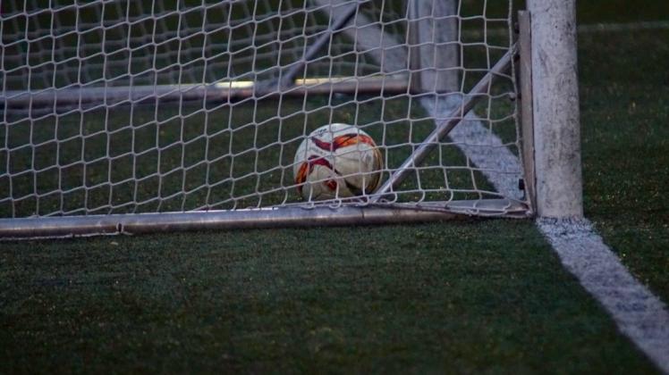 Die A-Junioren-Fußballer des VfL Stenum haben zum vierten Mal in Folge remis gespielt (Symbolbild). Die A-Junioren-Fußballer des VfL Stenum haben zum vierten Mal in Folge remis gespielt (Symbolbild).