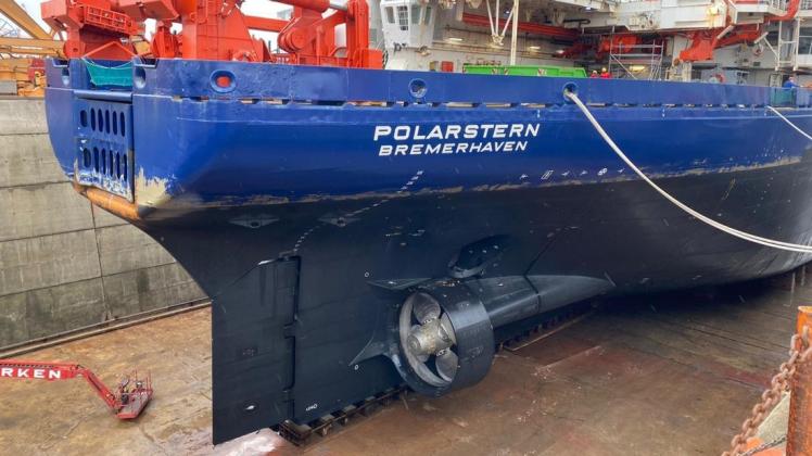 Die Polarstern liegt im Dock der Lloyd Werft und wird planmäßig für die nächsten Aufgaben einsatzklar gemacht.