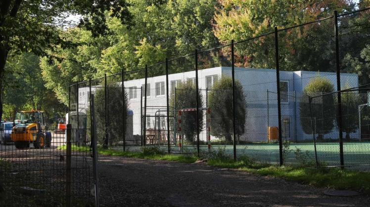 Die Container am Max-Planck-Gymnasium sollten eigentlich im August, dann in den Herbstferien bezugsfertig sein. Wann es soweit ist, bleibt offen.