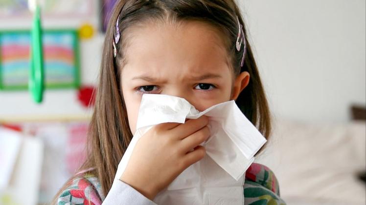 Viele Kitas schickten auch bei leichten Erkältungssymptomen Kinder nach Hause. Grund sind die aktuellen Hygienevorgaben.