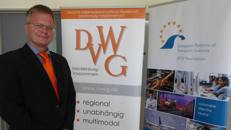 Prof. Sönke Reise, der Vorsitzende der DVWG in MV wertet es als besondere Ehre und Anerkennung, dieses herausragende Event erstmals in Rostock austragen zu können.
