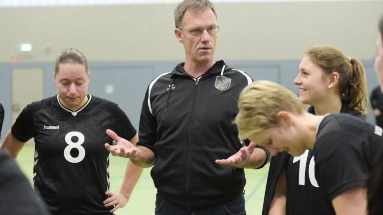 Nach einem Jahr zurück: Trainer Kai Stöver will mit der VG Delmenhorst-Stenum auf jeden Fall den Klassenerhalt in der Verbandsliga schaffen.
