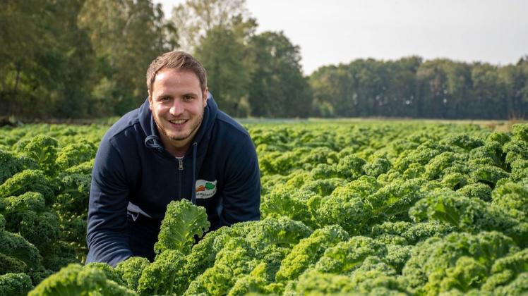 René Belker ist seit 2017 Geschäftsführer der Gemüsegärtner in Kalkriese. In der Corona-Krise belieferte das Unternehmen bislang 3500 Privathaushalte und Firmen.