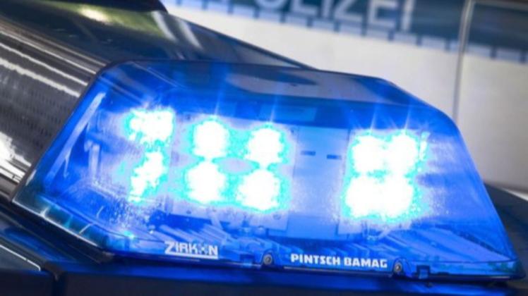 Bei einem Unfall auf der Buerschen Straße sind am späten Samstagvormittag zwei Frauen leicht verletzt worden.