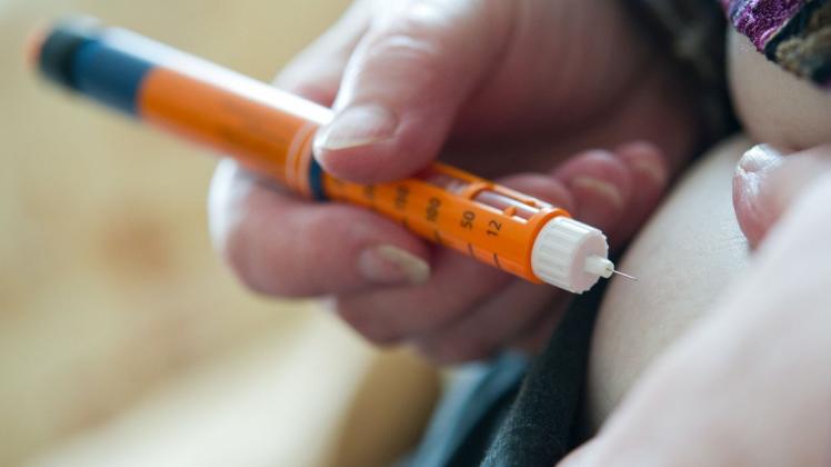 Diabetiker müssen sich Insulin spritzen, damit ihr Stoffwechsel richtig funktioniert. Diabetiker müssen sich Insulin spritzen, damit ihr Stoffwechsel richtig funktioniert.