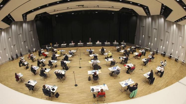 Ratssitzung im Europasaal der Stadthalle (Archivfoto vom Mai 2020).