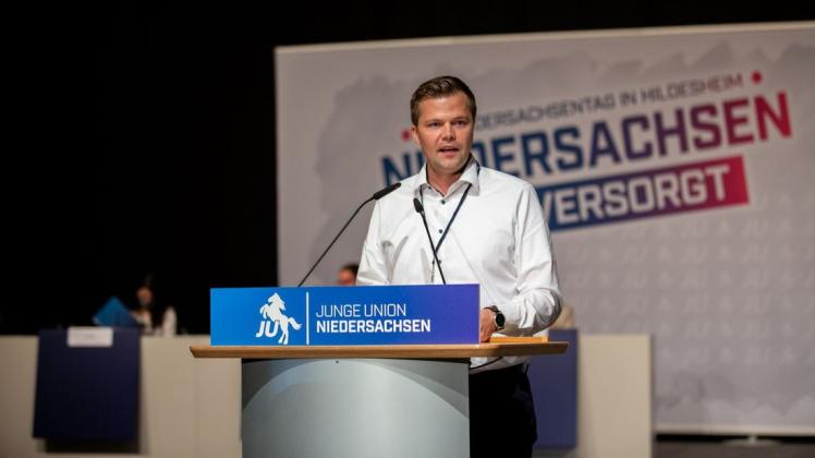Auf dem 54. Niedersachsentag der Jungen Union (JU) ist Landeschef Christian Fühner aus Lingen mit 84,6 Prozent der Stimmen wiedergewählt worden. Auf dem 54. Niedersachsentag der Jungen Union (JU) ist Landeschef Christian Fühner aus Lingen mit 84,6 Prozent der Stimmen wiedergewählt worden.