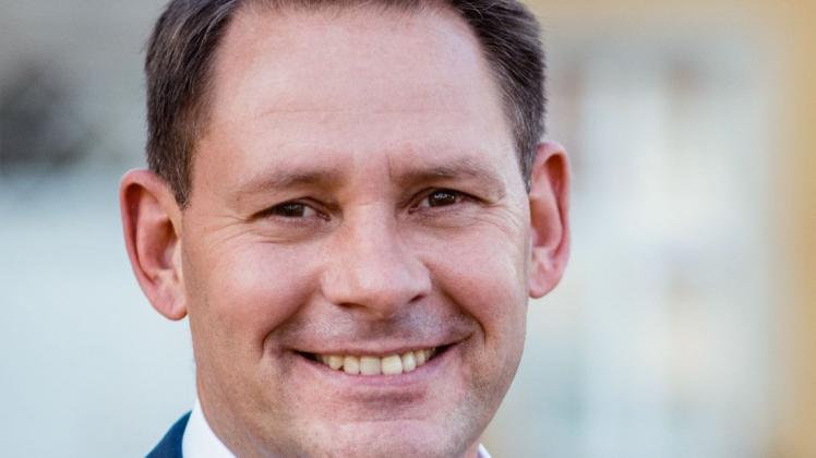 Bleibt bei der anstehenden Wahl ohne Gegenkandidaten: Hilters Bürgermeister Marc Schewski. Bleibt bei der anstehenden Wahl ohne Gegenkandidaten: Hilters Bürgermeister Marc Schewski.