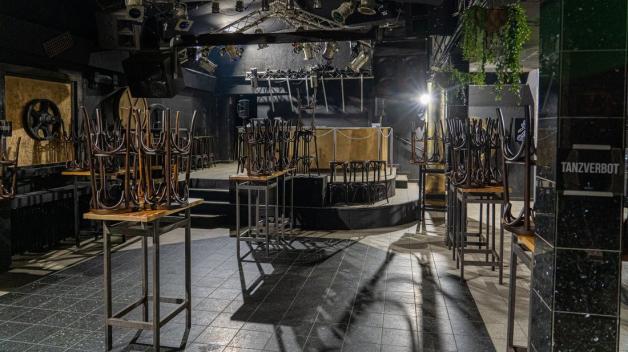 Was geschah in Osnabrücker Bar Gleis 3? Beamte in Zivil filmten