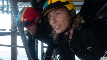 Die dänische Greenpeace-Aktivistin Ida Marie besetzte mit Gleichgesinnten die "Dan Bravo".