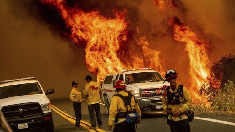 Brände haben in Kalifornien eine Fläche etwa 17 Mal so groß wie München verwüstet.