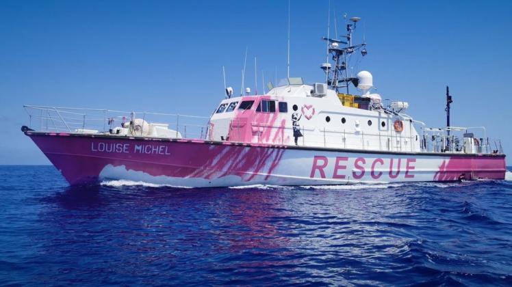 Das Rettungsschiff MV LouiseMichel ist vom Streetart-Künstler Banksy bemalt.
