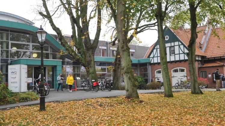 Die Volkshochschule Papenburg war Ziel von Einbrechern (Archivfoto). Die Volkshochschule Papenburg war Ziel von Einbrechern (Archivfoto).