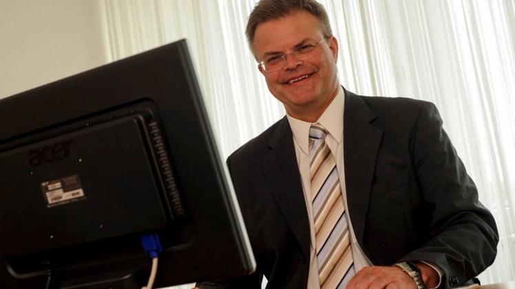Dirk Schmalstieg, Gemeindekämmerer von Glandorf, freut sich derzeit über leicht überplanmäßige Gewerbesteuereinnahmen (Archiv) Dirk Schmalstieg, Gemeindekämmerer von Glandorf, freut sich derzeit über leicht überplanmäßige Gewerbesteuereinnahmen (Archiv)