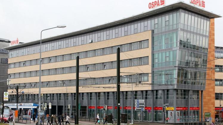 Die Zentrale der OstseeSparkasse in Rostock.