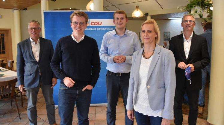 Der Kreisvorstandsvorsitzende Dirk Vorlauf begrüßte Philipp Hannöver, Philipp Albrecht, Rita Taphorn und Raoul Krippner (von links) als Bewerber.