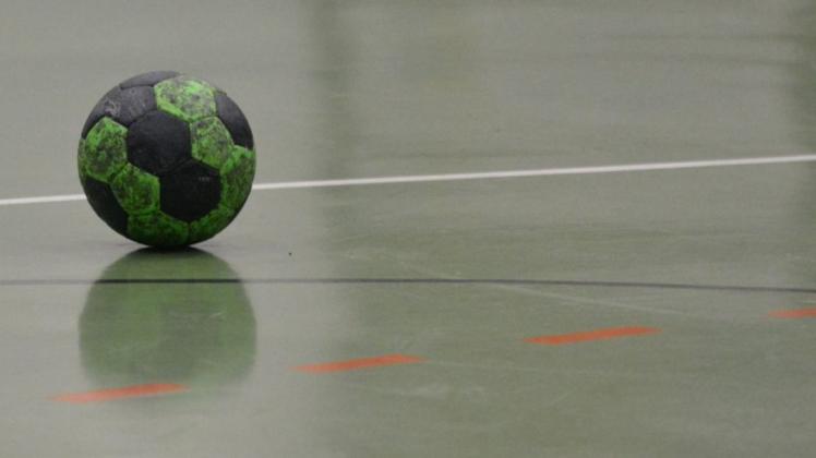 Die Handballerinnen des TV Neerstedt II sind in die Landesklasse aufgestiegen, dort werden sie von einem neuen Trainer betreut (Symbolfoto).