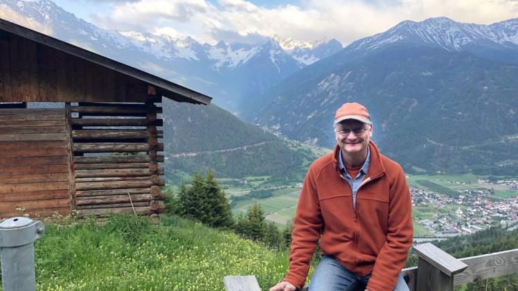 Für sein neues Wetter-Wissen reist Sven Plöger in die Alpen. Denn die sind entscheidend für das Wetter in ganz Europa. Foto: SWR