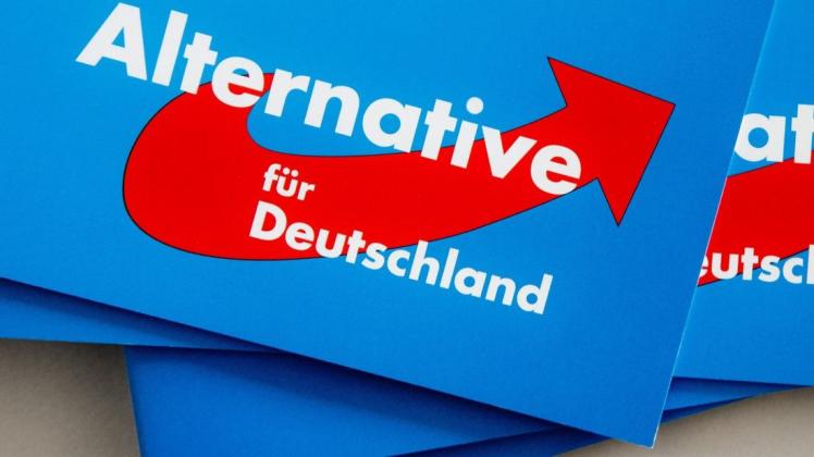 Bereits im März mussten die AfD-Mitglieder aus Ortsbeiräten weichen: Tom Mollzahn aus Evershagen und Norbert Müller aus Toitenwinkel. Bereits im März mussten die AfD-Mitglieder aus Ortsbeiräten weichen: Tom Mollzahn aus Evershagen und Norbert Müller aus Toitenwinkel.