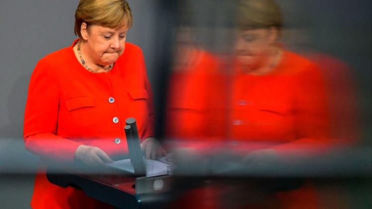 Angela Merkel gab in ihrer Regierungserklärung die Ziele der Ratspräsidentschaft bekannt.