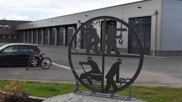 Neues Feuerwehrhaus in Emsbüren Das neue Katastrophenschutz-Fahrzeug wird in dem 2019 erbauten Feuerwehrhaus in Emsbüren stationiert.