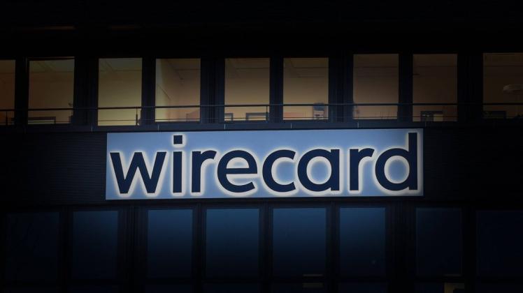 Der Zahlungsdienstleister Wirecard  steht vor der Pleite und beantragt nun Insolvenz. Der Handel mit der Aktie wurde zeitweise ausgesetzt.
