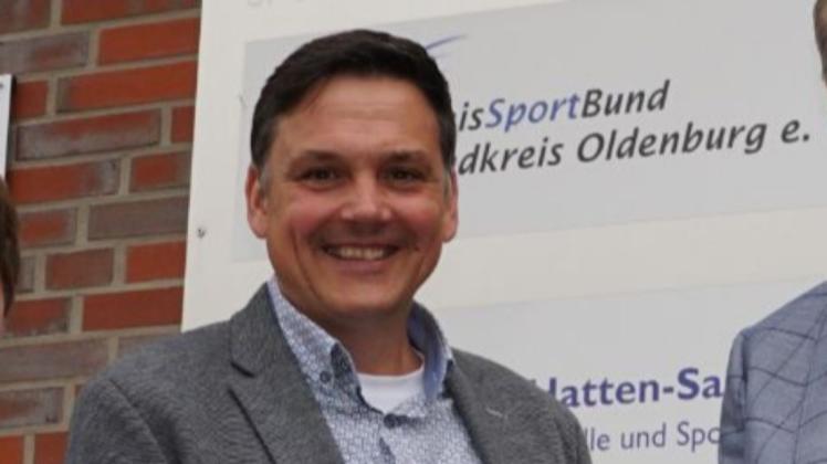 Freut sich, dass die Mitglieder den Vereinen in der Corona-Krise treu bleiben: Jörg Skatulla, Vorsitzender des Kreissportbunds Landkreis Oldenburg.