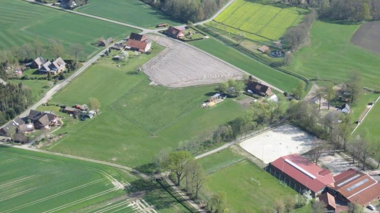 Das künftige Wohngebiet "Tiefer Weg" liegt oberhalb der Anlagen des Reit- und Fahrvereins sowie des Sportvereins Venne (Archivbild).