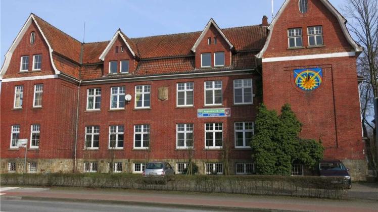 Wie geht es mit der Sanierung der 1912-Schule in Fürstenau weiter. Das war eine Frage, mit der sich der Stadtrat kontrovers befasste.