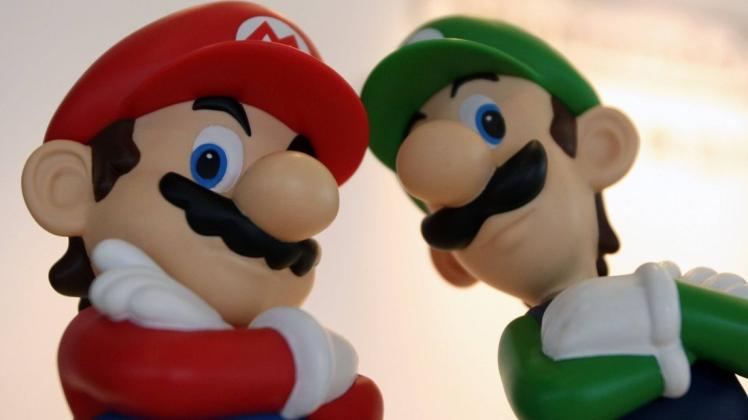 Das japanische Unternehmen Nintendo hat das inzwischen weltberühmte Videospiel "Super Mario Bros." 1985 auf den Markt gebracht.