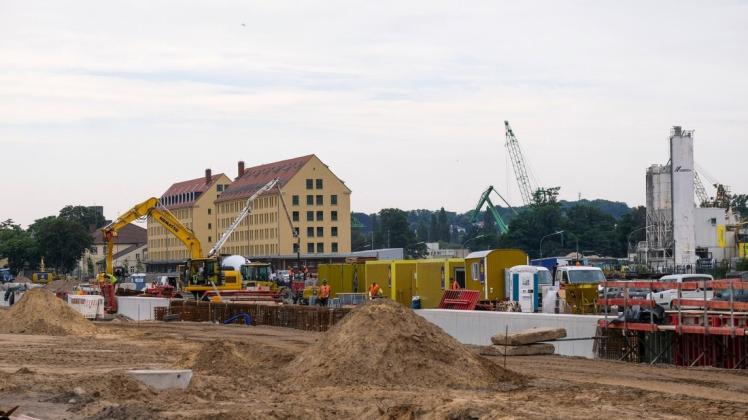 Das neue KV-Terminal im Osnabrücker Hafen nimmt langsam Formen an.