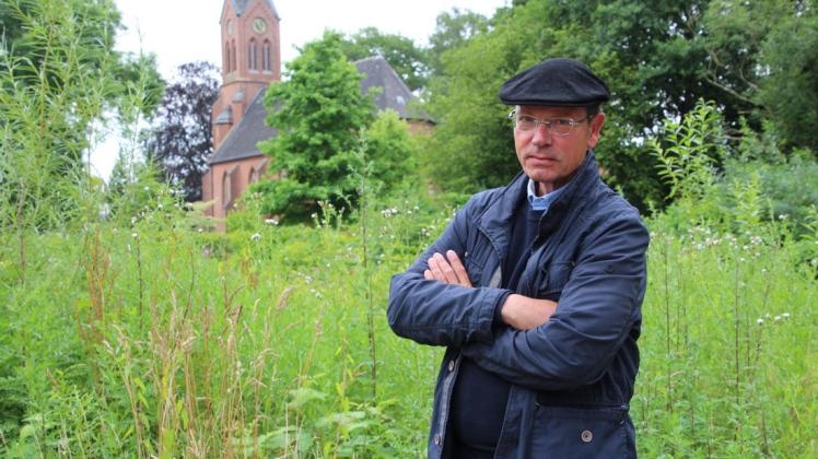 Pastor Sebastian Borghardt und die evangelische Nikolai-Kirchengemeinde könnten die Aldi-Pläne in der Papenburger Innenstadt durcheinander bringen.