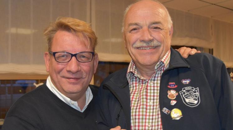 Schulterschluss zwischen dem alten und dem neuen GGV-Präsidenten: Thomas Tesch (links) ist zum Nachfolger von Uwe Meyer gewählt worden (Archivfoto). Schulterschluss zwischen dem alten und dem neuen GGV-Präsidenten: Thomas Tesch (links) ist zum Nachfolger von Uwe Meyer gewählt worden (Archivfoto).