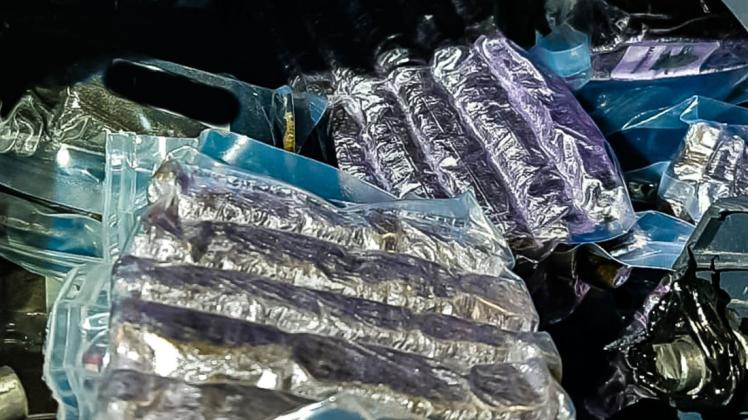 287 abgepackte Tütchen mit Drogen stellten die Behörden sicher.