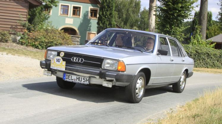 80 Kilometer ist die Strecke lang 80 Kilometer ist die Strecke lang