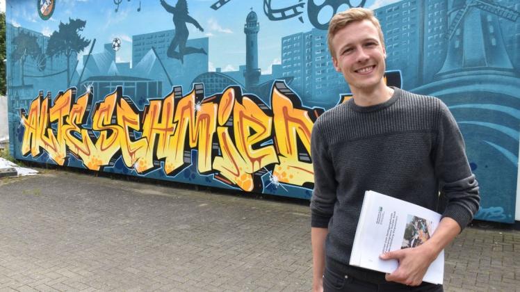Der 35-Jährige Johannes Schmidt will als neuer Stadtteilmanager von Toitenwinkel vor allem das Image des Viertels verbessern.