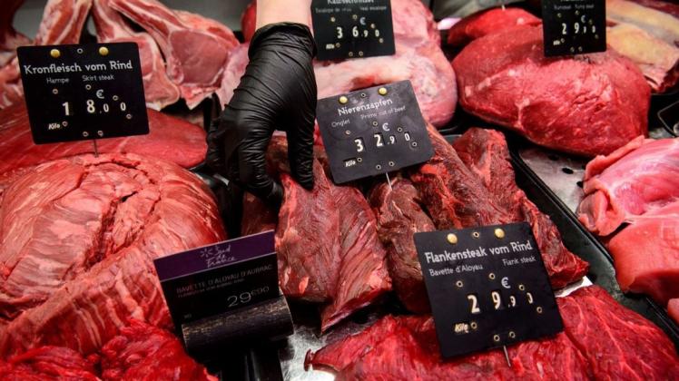Ist Fleisch in Deutschland zu günstig? Wenn es nach Bauernpräsident Rukwied geht, dann ja.