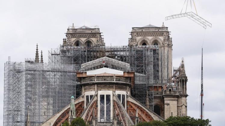 Die Pariser Kathedrale Notre-Dame befindet sich im Wiederaufbau.
