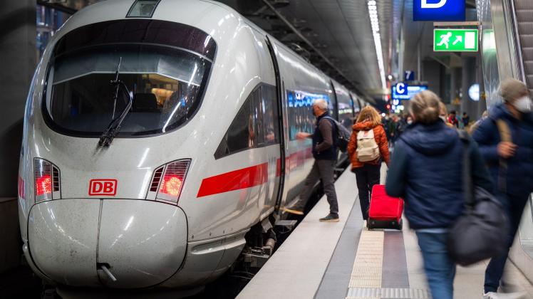 Deutsche Bahn im November pünktlicher Deutsche Bahn im November pünktlicher