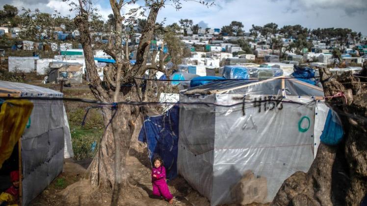 Im überfüllten Migrantenlager Moria auf der griechischen Insel Lesbos gehört Streit zum Alltag.